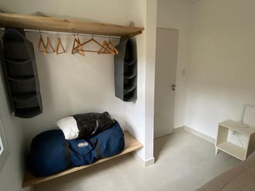 ALQUILER TEMPORAL, CASA, BARRIO BOSQUE, LOTE AL 100, 5 AMBIENTES
