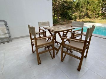 ALQUILER TEMPORAL, CASA, BARRIO BOSQUE, LOTE AL 100, 5 AMBIENTES