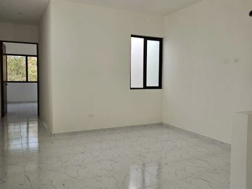 VENTA CASA DE DOS PISOS EN RESIDENCIAL INARA, CHOLUL, MÉRIDA, YUCATÁN