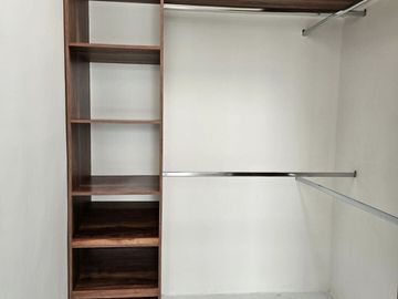 VENTA CASA DE DOS PISOS EN RESIDENCIAL INARA, CHOLUL, MÉRIDA, YUCATÁN
