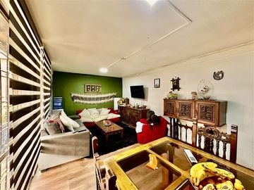 Casa en Venta en Fidias 700