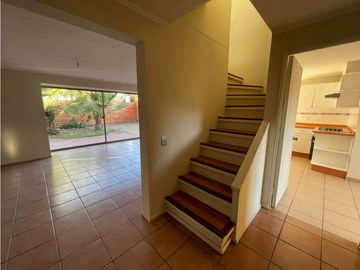 CURAUMA / JARDINES DEL LAGO / OPORTUNIDAD HERMOSA Y GRAN CASA