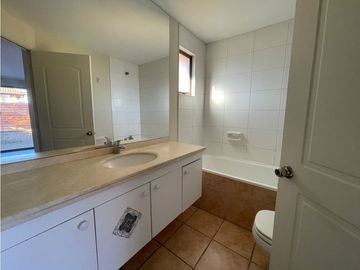 CURAUMA / JARDINES DEL LAGO / OPORTUNIDAD HERMOSA Y GRAN CASA