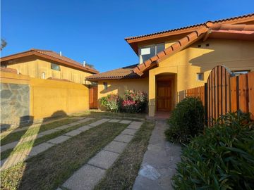 CURAUMA / JARDINES DEL LAGO / OPORTUNIDAD HERMOSA Y GRAN CASA