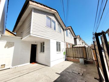 Se Vende Casa En Villa El Sol, Maipú