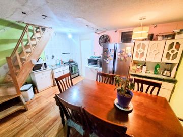 Se Vende Casa De Dos Pisos En Villa El Sol, Maipú