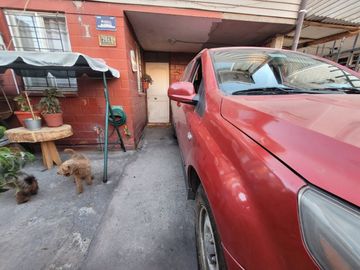Se Vende Casa De Dos Pisos En Villa El Sol, Maipú