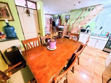 Se Vende Casa De Dos Pisos En Villa El Sol, Maipú