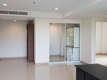 2 Bedrooms 2 Bathrooms - Supalai Riva Grande