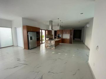 Hermosa Residencia con alberca en Los Tigres Nuevo Vallarta