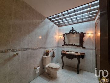 CASA EN VENTA PUERTA DE HIERRO