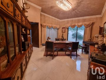 CASA EN VENTA PUERTA DE HIERRO