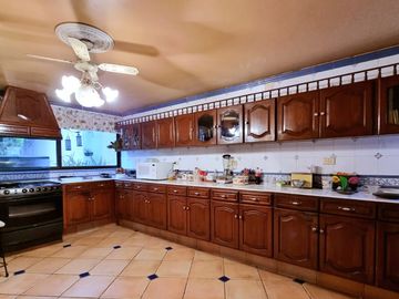 CASA EN VENTA PUERTA DE HIERRO