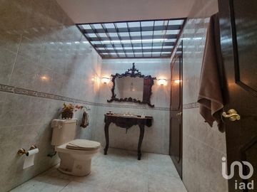 CASA EN VENTA PUERTA DE HIERRO