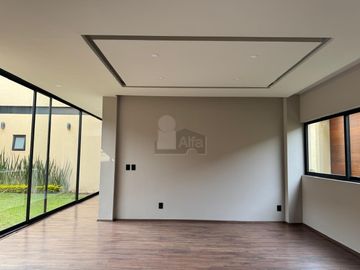 Venta casa nueva en cerrada con vigilancia Herradura