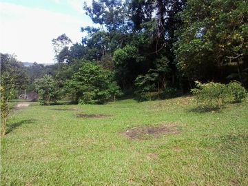PROPIEDADES EN LINDO CONDOMINIO DE CAMPO