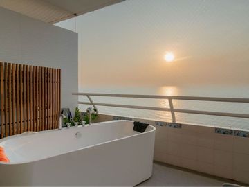 2 Bedroom Condo for Sale at Milford Paradise