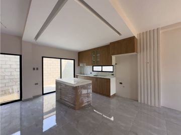 CASAS MODERNAS EN CONJUNTO PRIVADO | ALTAGRACIA, MANTA