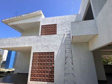 Villadelina. Beachfront property and bungalows