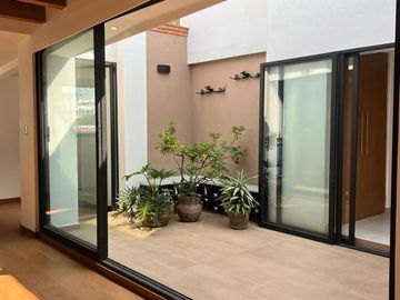 Casa en Venta en Chimalistac, recién remodelada