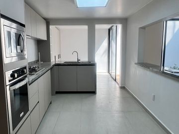 Casa en Venta en Chimalistac, recién remodelada
