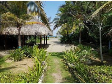 VENTA CASA DE PLAYA EN LA BOQUILLA