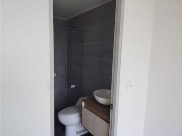 Vendo lindo apartamento en Torres de Serenguetti El Rosal