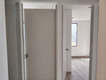 Vendo lindo apartamento en Torres de Serenguetti El Rosal
