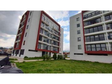 Vendo lindo apartamento en Torres de Serenguetti El Rosal