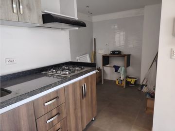 Vendo lindo apartamento en Torres de Serenguetti El Rosal
