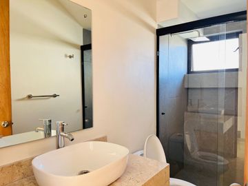 Casa en Fraccionamiento en Lomas de Tetela Cuernavaca - ROQ-1247-Fr