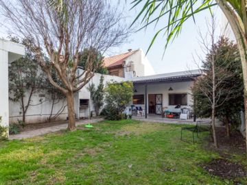 Casa en venta en Moron Sur