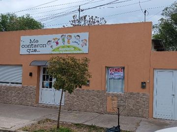 Casa con Departamento en venta en Coronel Suarez