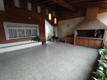 Casa en venta en Villa Tesei