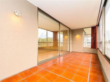 Departamento en Venta en El Golf