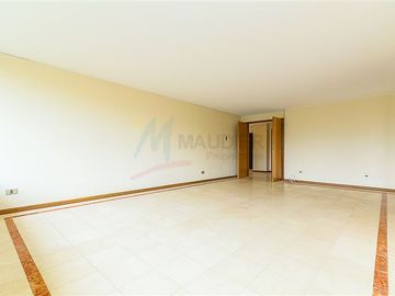 Departamento en Venta en El Golf