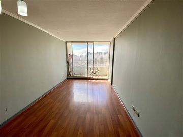 Departamento en Venta en Av Matta frente Metro Irarrazaval