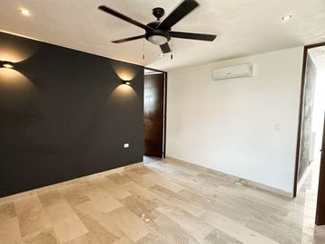 Casa en venta en privada Zendera lote 191