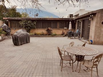 Casa en Venta, Estricta Seguridad, Colonia Leones, Monterrey, Nuevo León