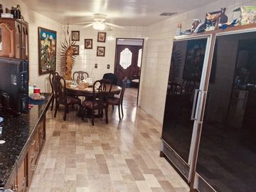 Casa en Venta, Estricta Seguridad, Colonia Leones, Monterrey, Nuevo León