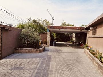 Casa en Venta, Estricta Seguridad, Colonia Leones, Monterrey, Nuevo León