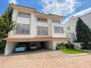 Casa en Venta en Lomas Country Club Interlomas