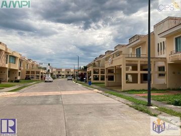Se vende casa en Bonaterra