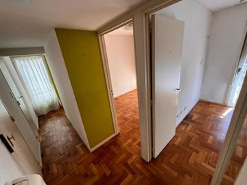 Venta- Lacroze 4958 - Duplex 4 amb - V. Ballester
