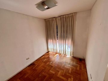 Venta- Lacroze 4958 - Duplex 4 amb - V. Ballester