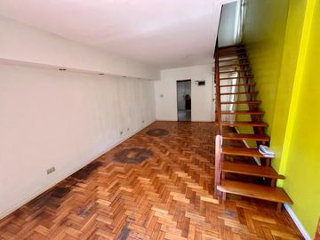 Venta- Lacroze 4958 - Duplex 4 amb - V. Ballester