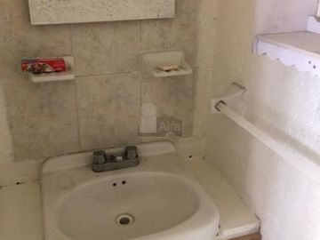 Casa en Venta en Toluca, ubicada  en colonia  Villas Santa Maria (Galaxia)