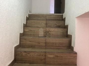 Casa en Venta en Toluca, ubicada  en colonia  Villas Santa Maria (Galaxia)