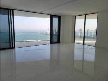 Apartamento Bocagrande sobre la bahia