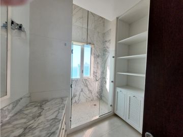 Apartamento Bocagrande sobre la bahia